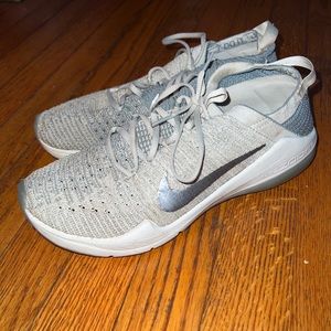 Nike Womens Air Zoom Fearless FK 2 Ocean Cube Cool Gray AA1214-303 Size 8.5.